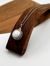 Load image into Gallery viewer, Silver Art Deco Mother of Pearl Necklace
