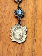 Load image into Gallery viewer, Miraculous Mary Floral Medal
