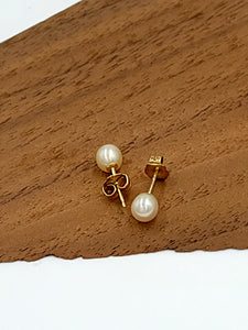 Akoya Pearl Gold Post Earrings