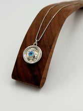 Load image into Gallery viewer, Silver Art Deco Aquamarine Necklace
