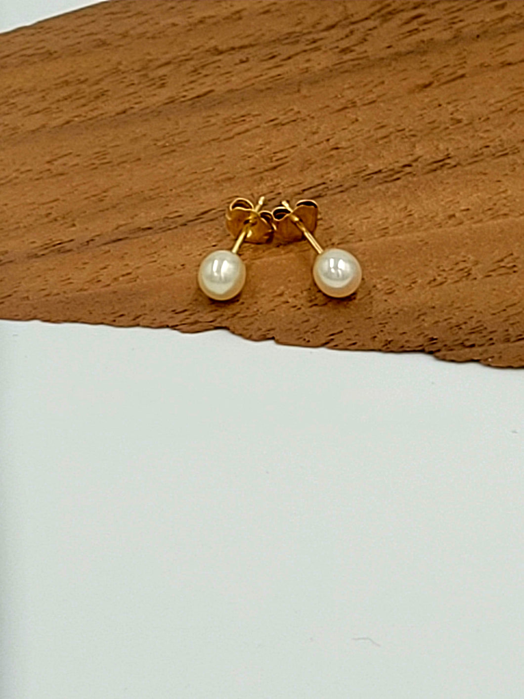 Akoya Pearl Gold Post Earrings